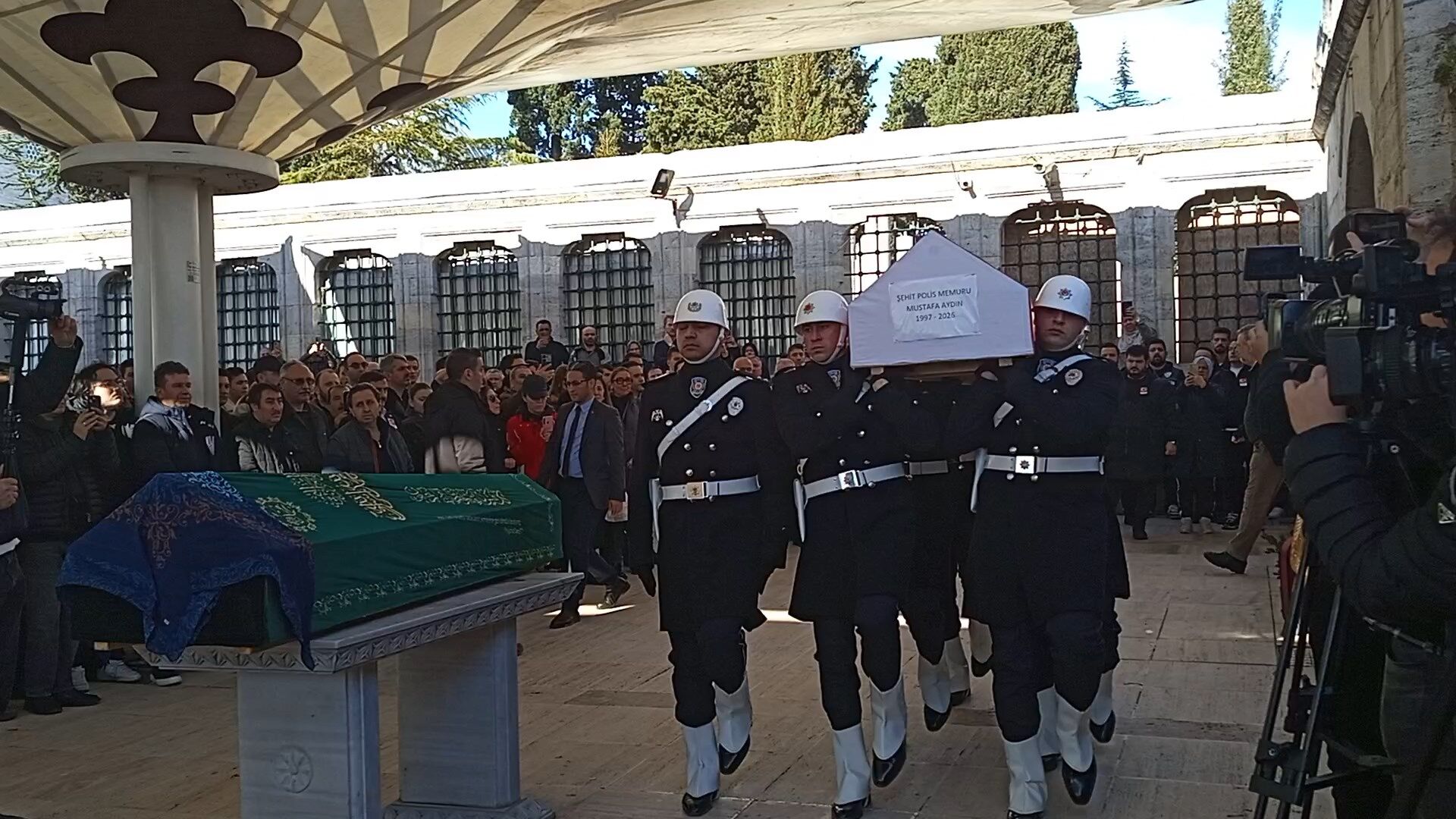 I S T A N B U L S E H I T P O L I S M E M U R U M U S T A F A A Y 1238344 368314