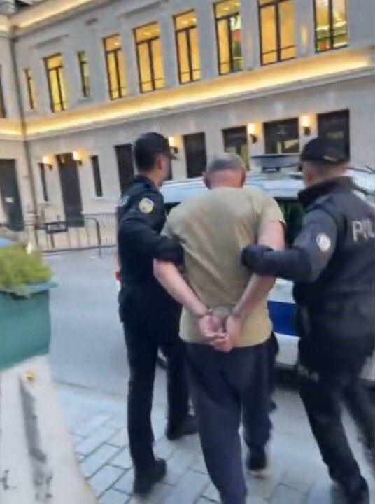 I S T A N B U L T O P H A N E C E S M E S I N E A T E S Y A K A R 1203038 357693