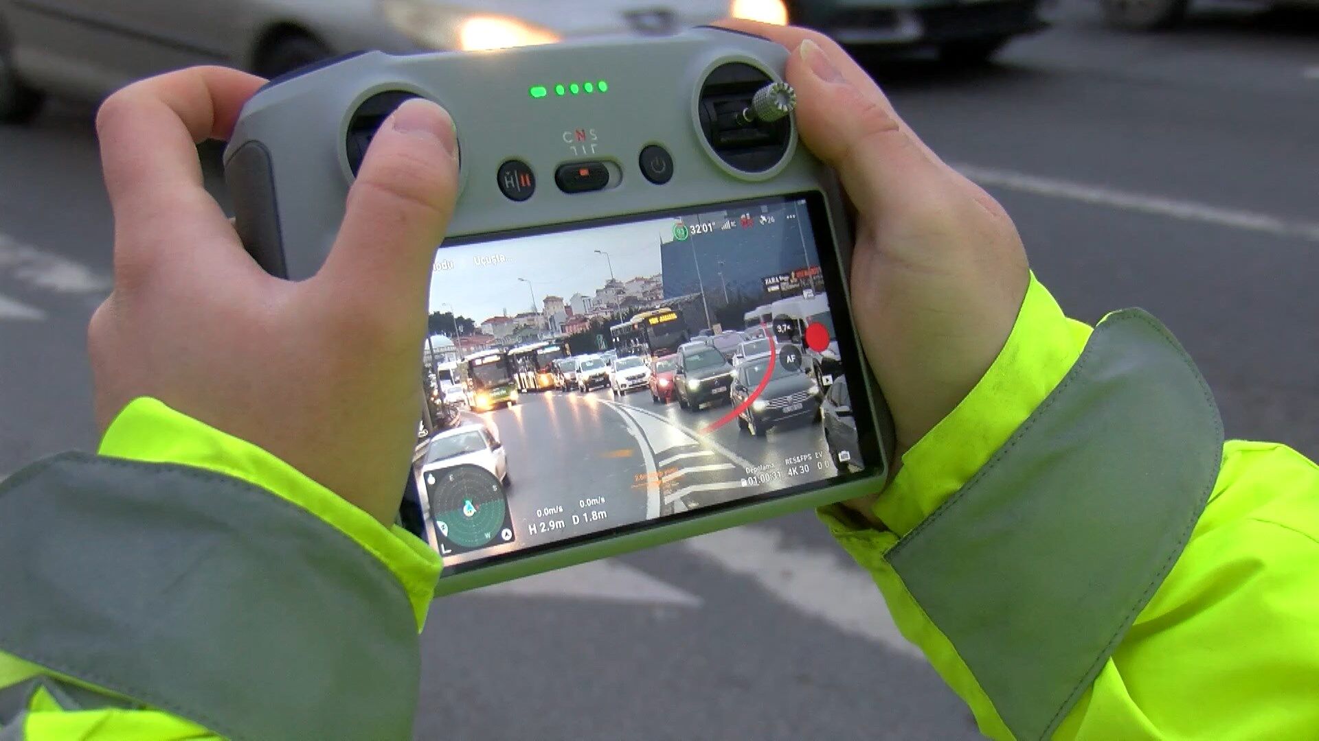 I S T A N B U L U M R A N I Y E D E D R O N D E S T E K L I K A Y 1208157 359297