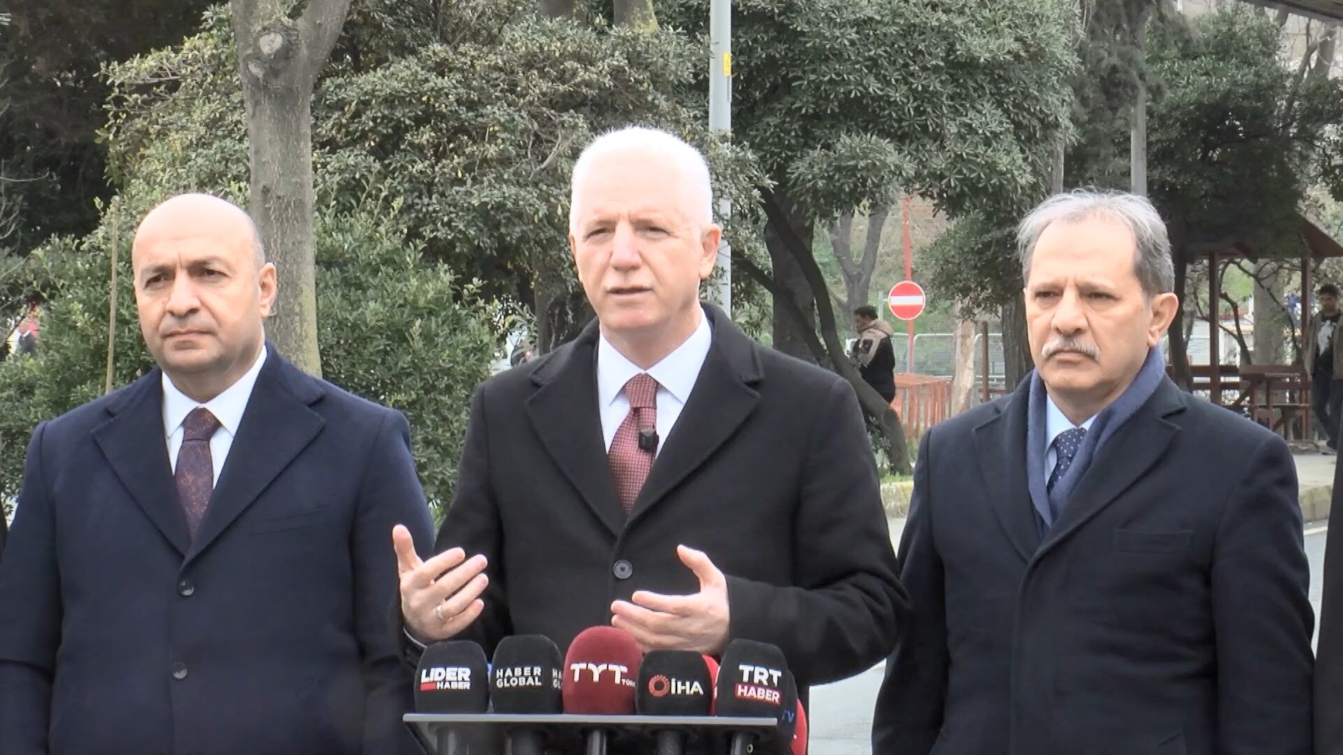 I S T A N B U L V A L I G U L’ D E N B A Y R A M O N C E S I O T O 1218693 362401