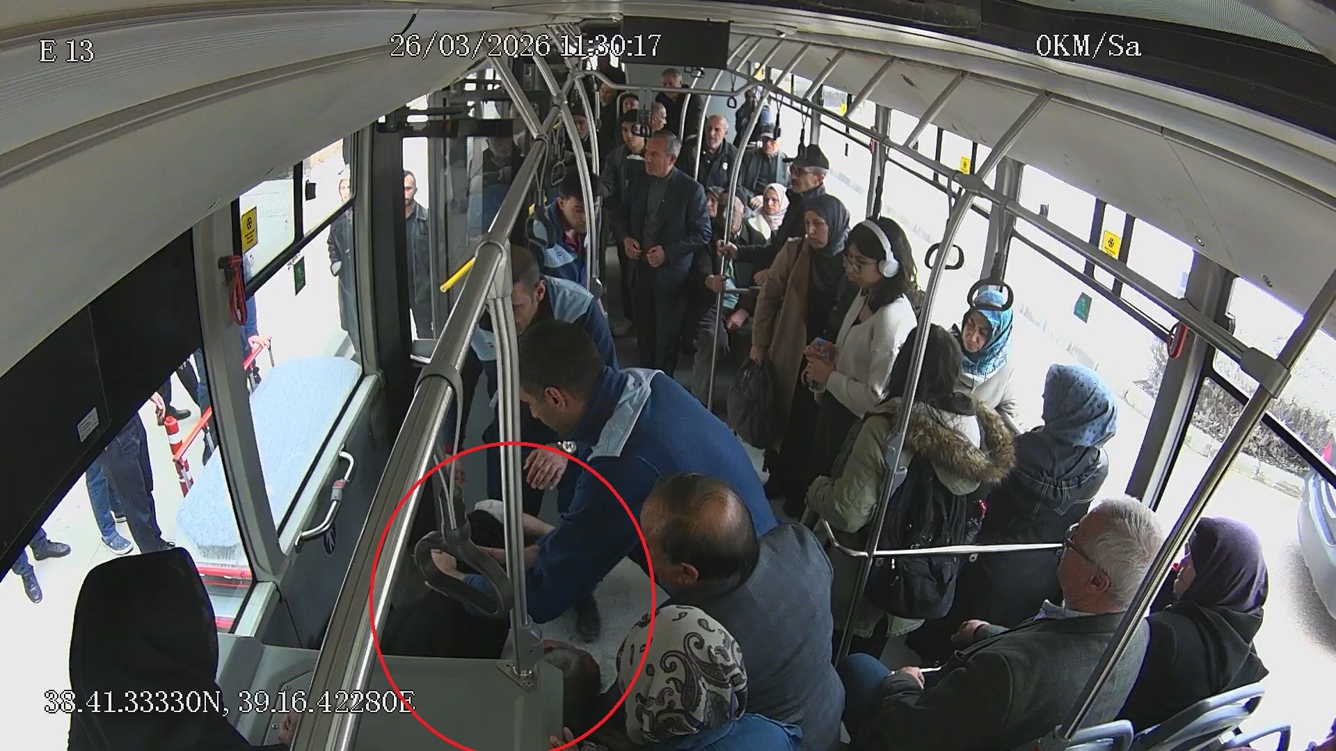 O T O B U S S O F O R U K A L P K R I Z I G E C I R E N Y O L C U Y 1230496 366008