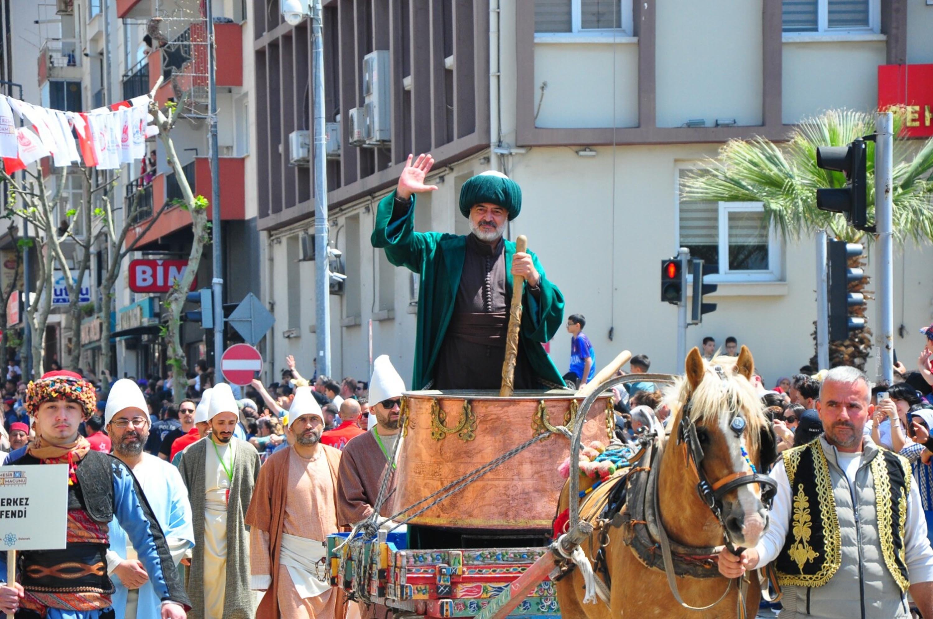 10 T O N M E S I R M A C U N U 20 D A K I K A D A S A C I L D I 1279352 380685