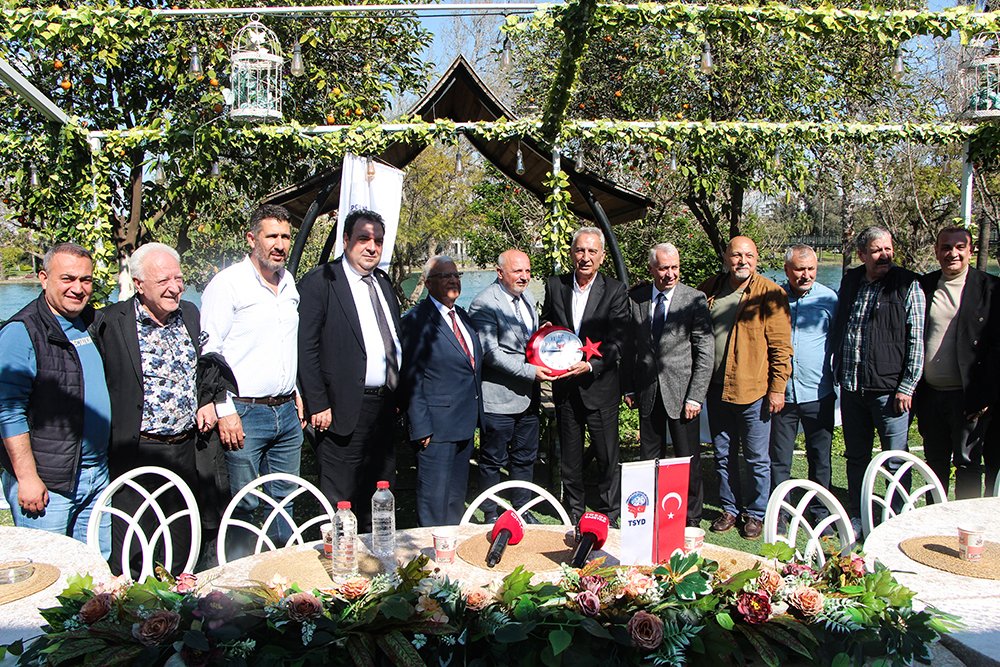 A D N A N P O L A T G A L A T A S A R A Y I N S A M P I Y O N L U G U 1252989 372861