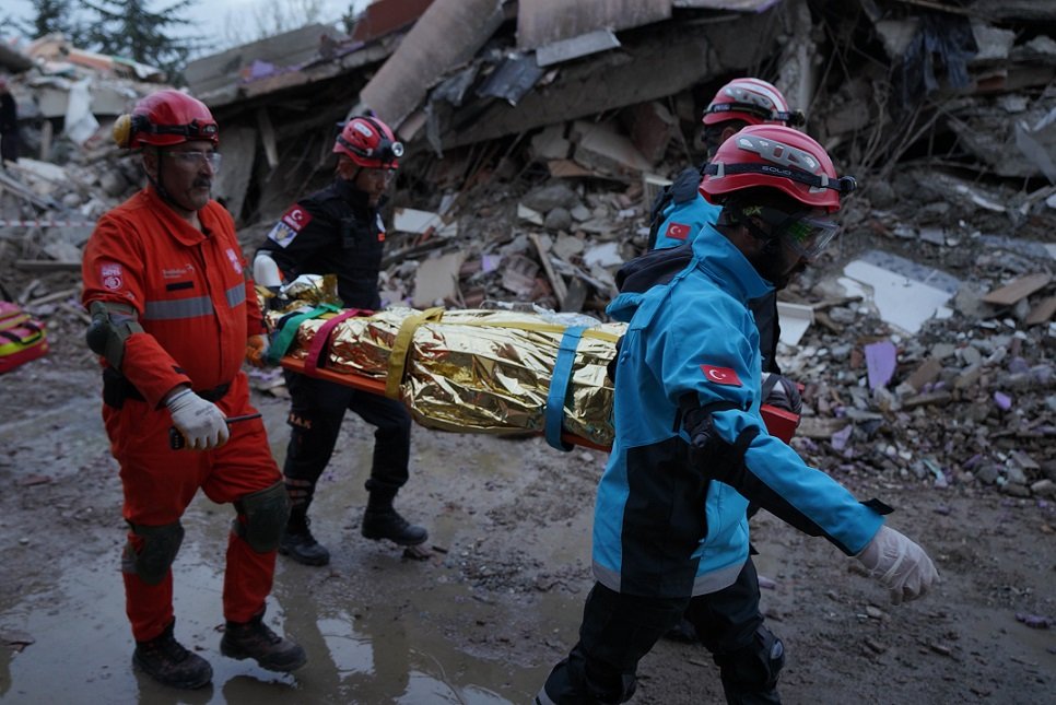 Afetlere Hazirlikta Örnek Adim Beyli̇kdüzü’nde Kapsamli Tatbi̇kat (8)
