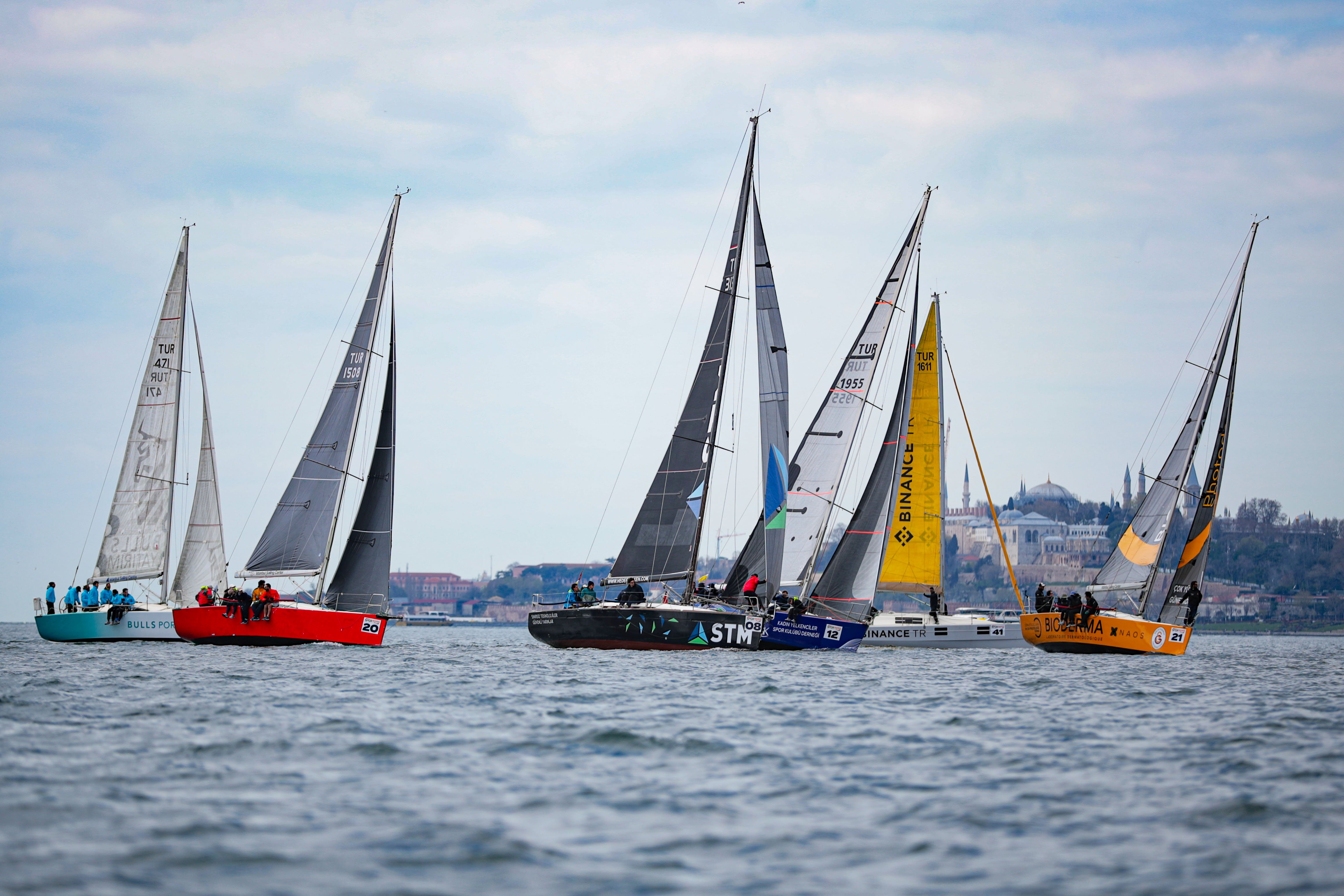 C U M H U R B A S K A N L I G I 7 N C I U L U S L A R A R A S I Y A T 1275589 379610