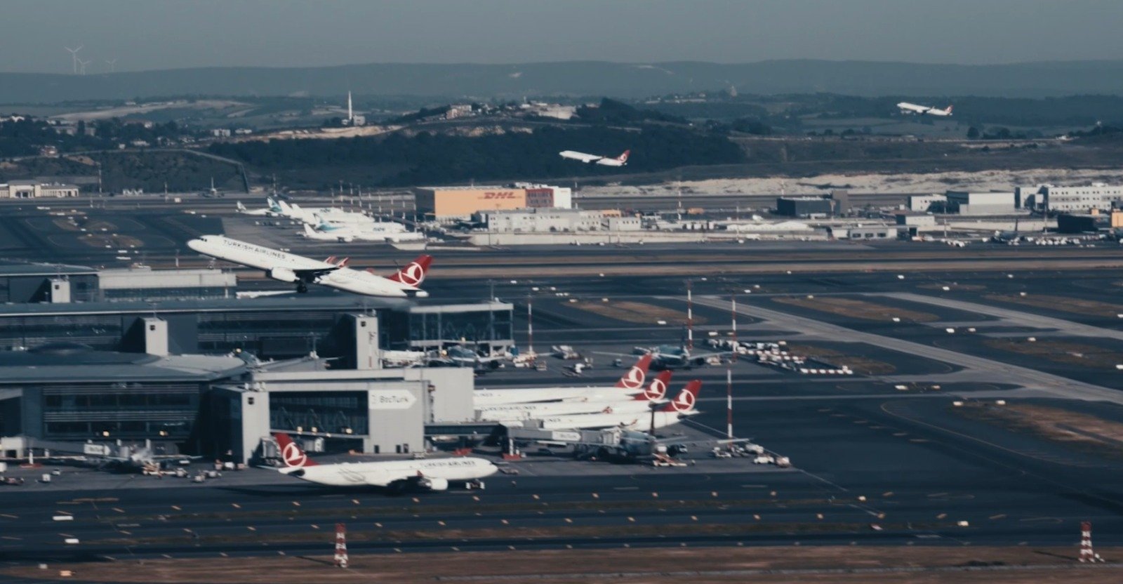 I S T A N B U L H A V A L I M A N I N D A U C L U P I S T O P E R A S 1265995 376881