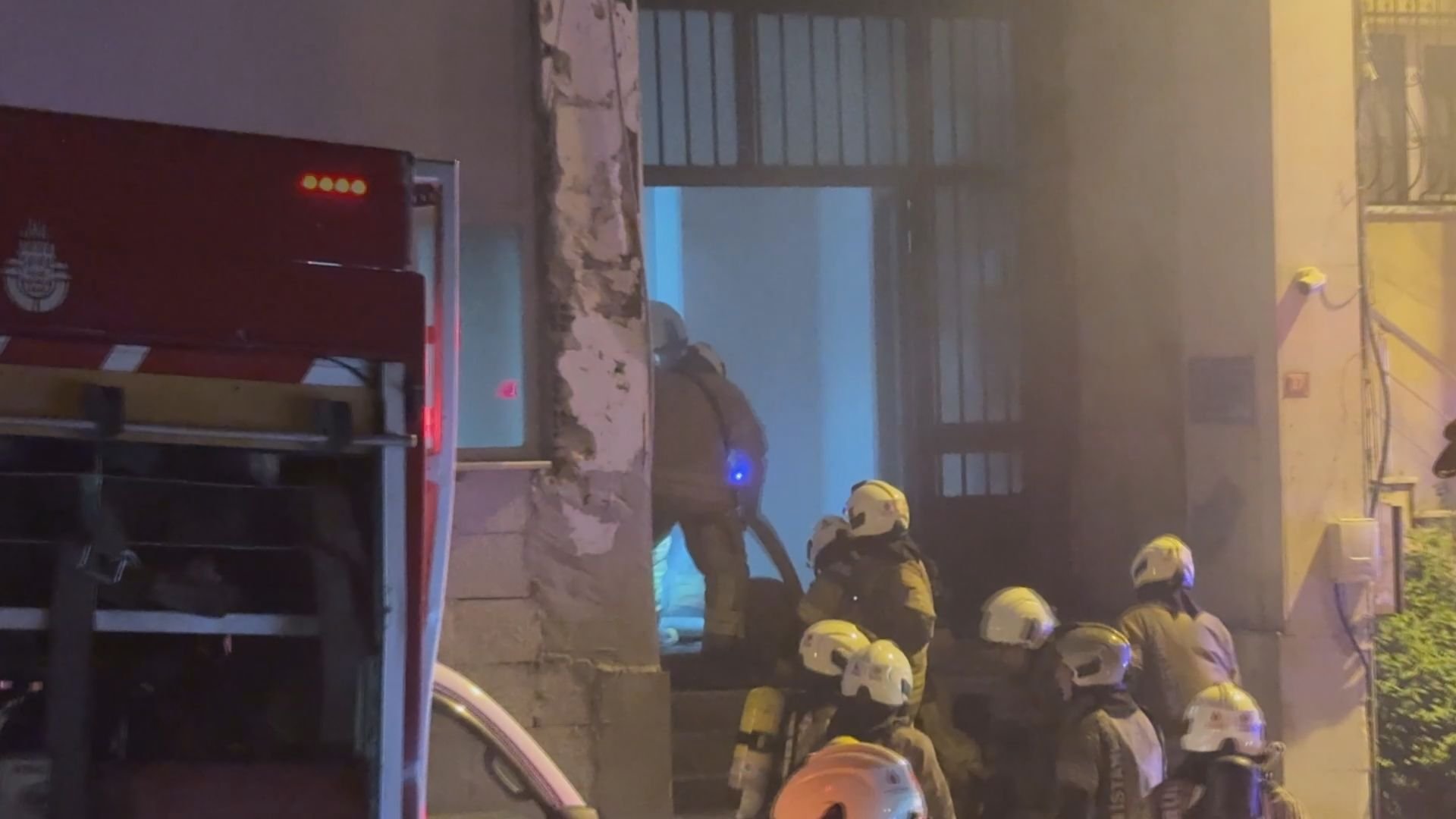 K A G I T H A N E D E 5 K A T L I I S H A N I N D A C I K A N Y A 1257695 374234