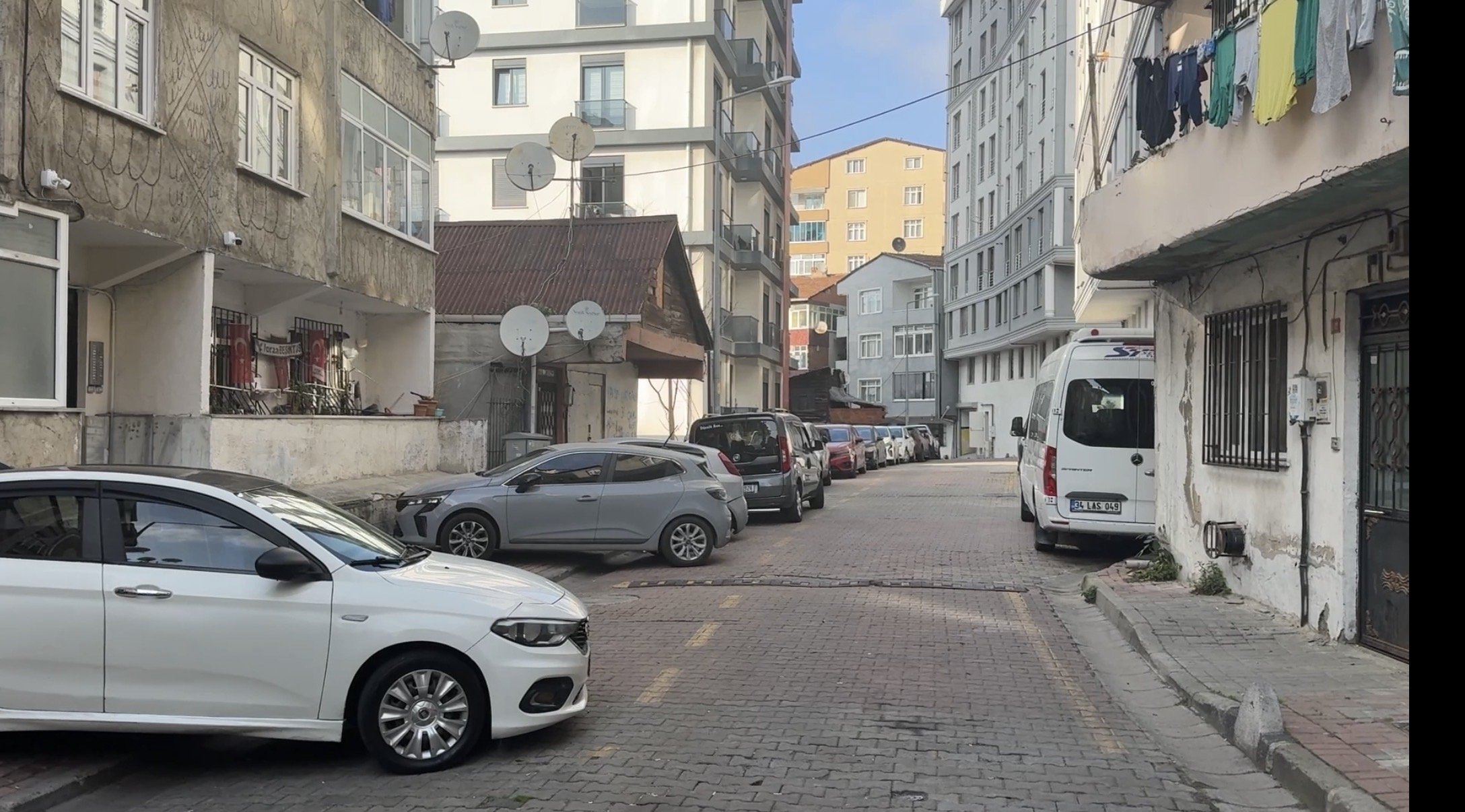 K A G I T H A N E’ D E N A B Z I D U R U N C A A K I L L I S A A T I 1268754 377588