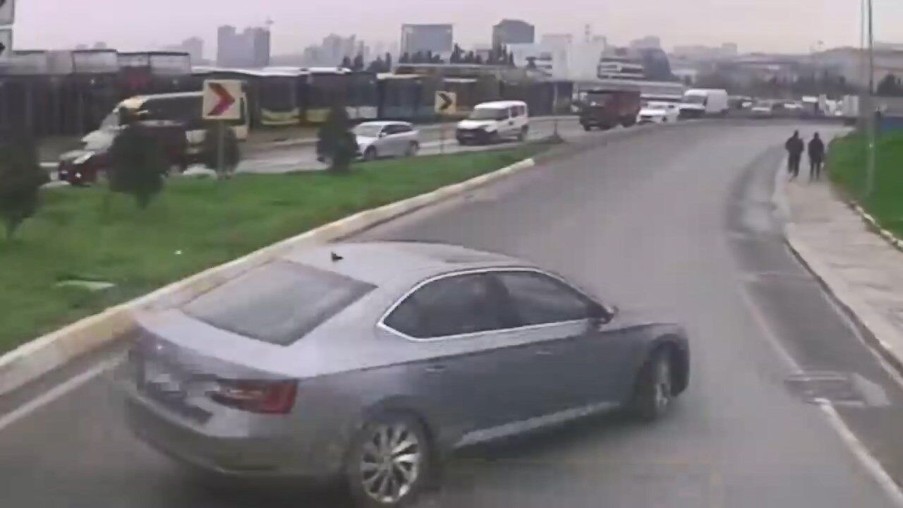 K U C U K C E K M E C E D E A R A C I Y L A T E R S S E R I T T E I L 1243403 369930