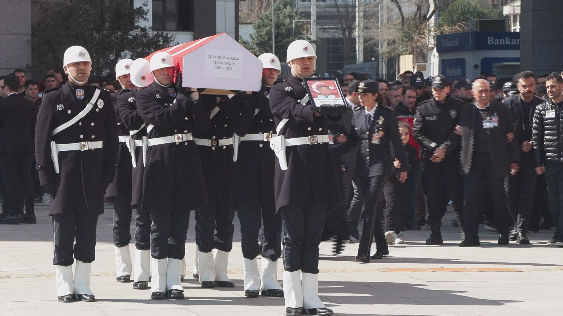 S E H I T P O L I S M E M U R U S E C K I N Y A L C I N I C I N I S 1247686 371190