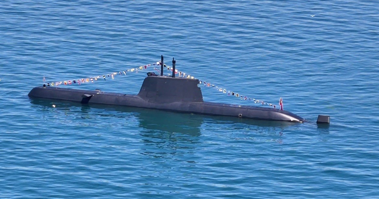 A W698714 04