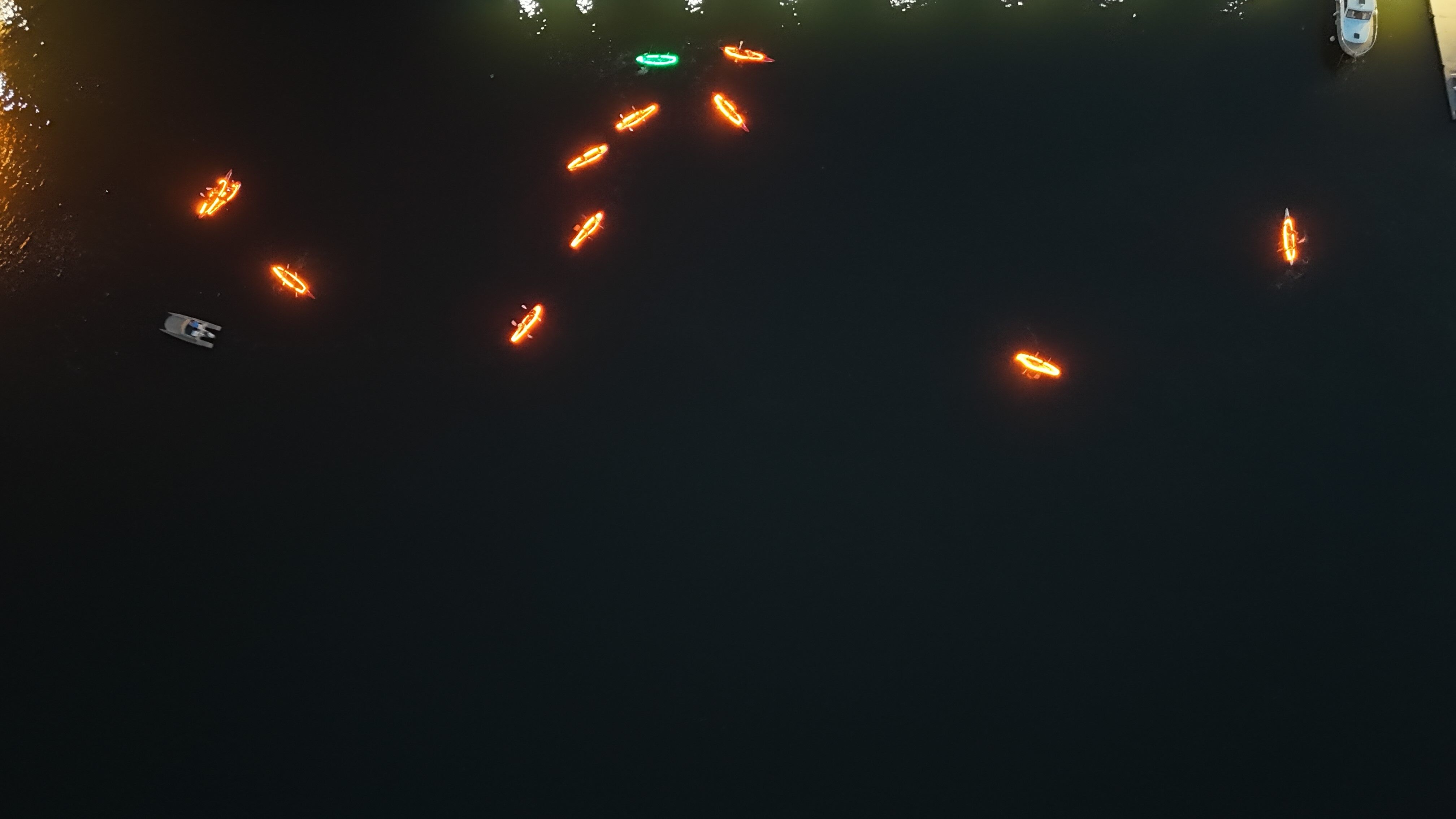 A W734799 02