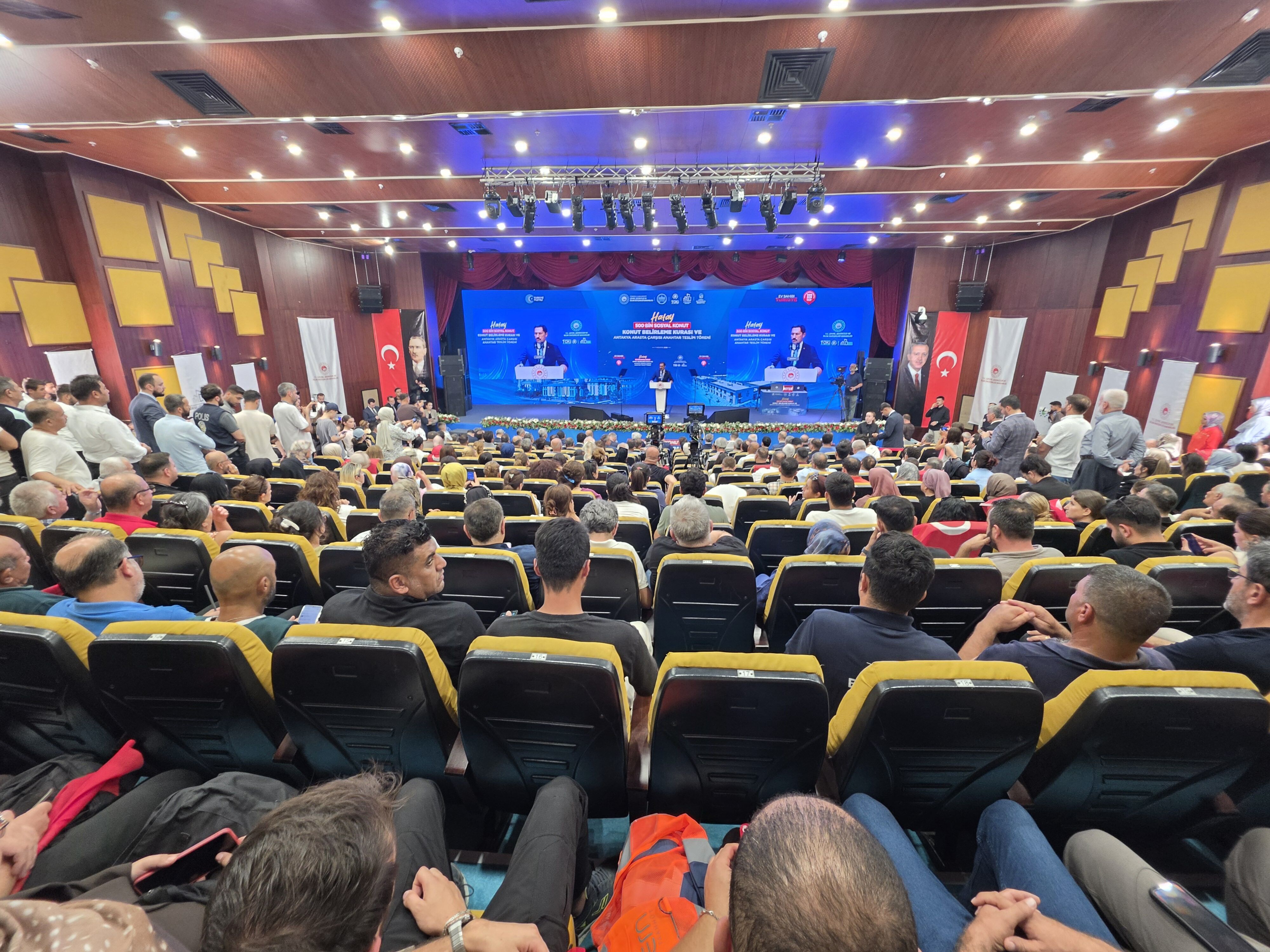 Bakan Kurum Bu Isler Ahbap Cavus Iliski 1447657 430537 (1)