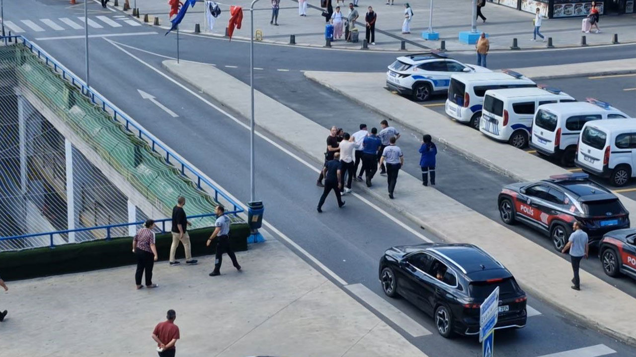 Büyük İstanbul Otogarı'nda taksiciler arasında müşteri kavgası