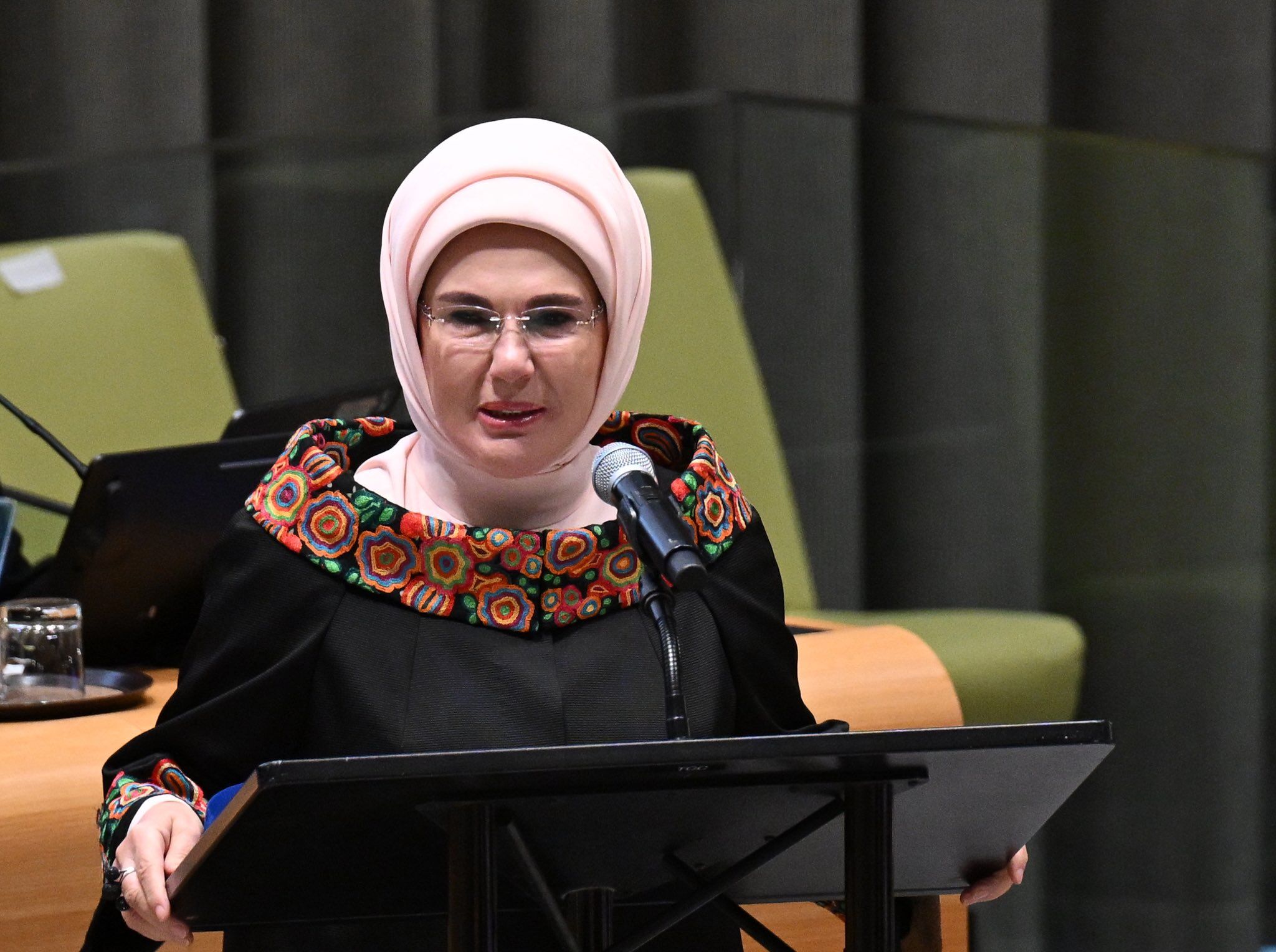 Emine Erdoğan: Döngüsel ekonomi geleceğimiz için bir zorunluluktur
