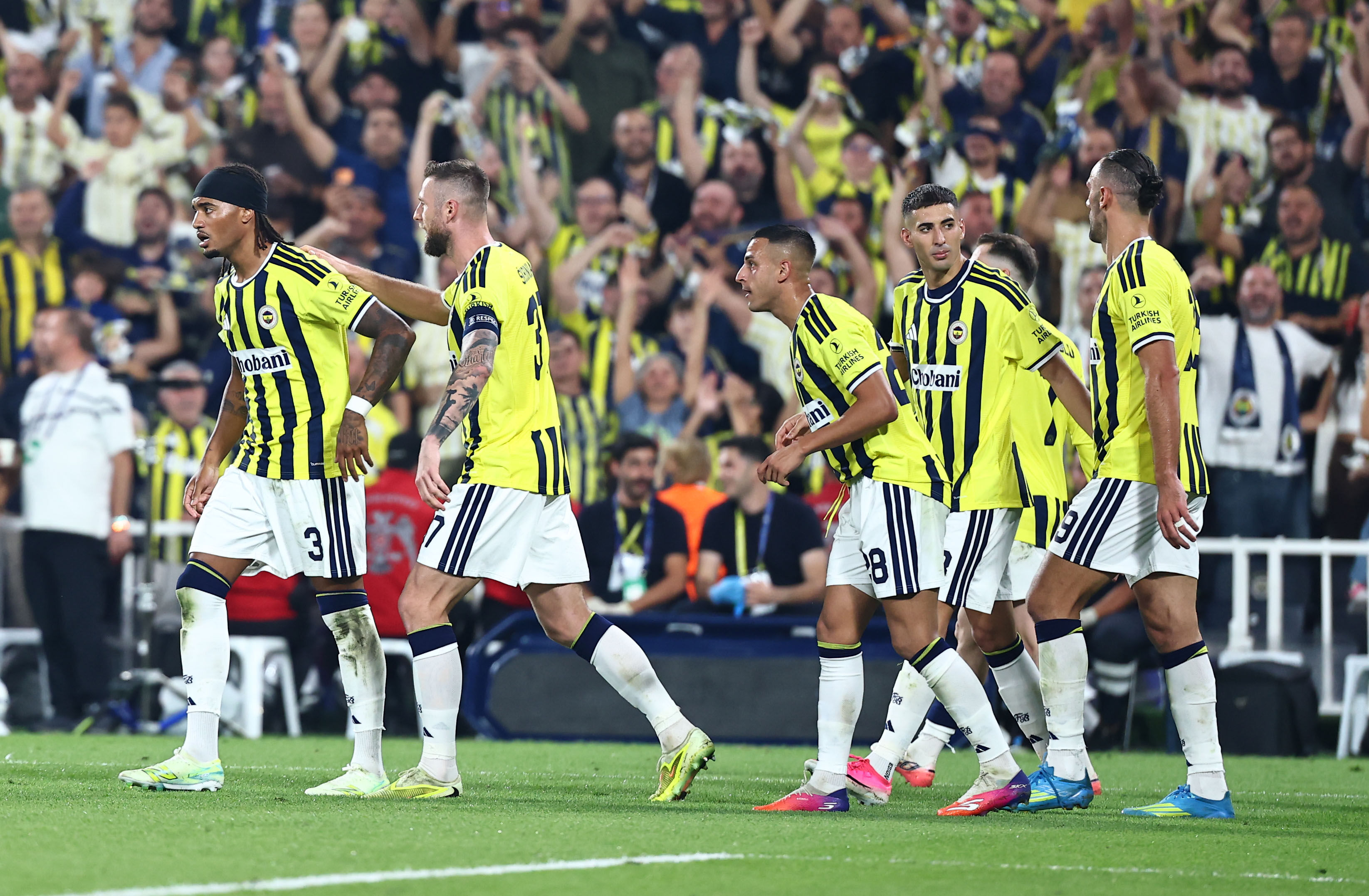 Fenerbahçe, galibiyet hasretine Eyüpspor karşısında son vermek istiyor