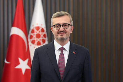 'Uluslararası sistemin dönüşüm sürecinden geçtiği bir dönem yaşanıyor'