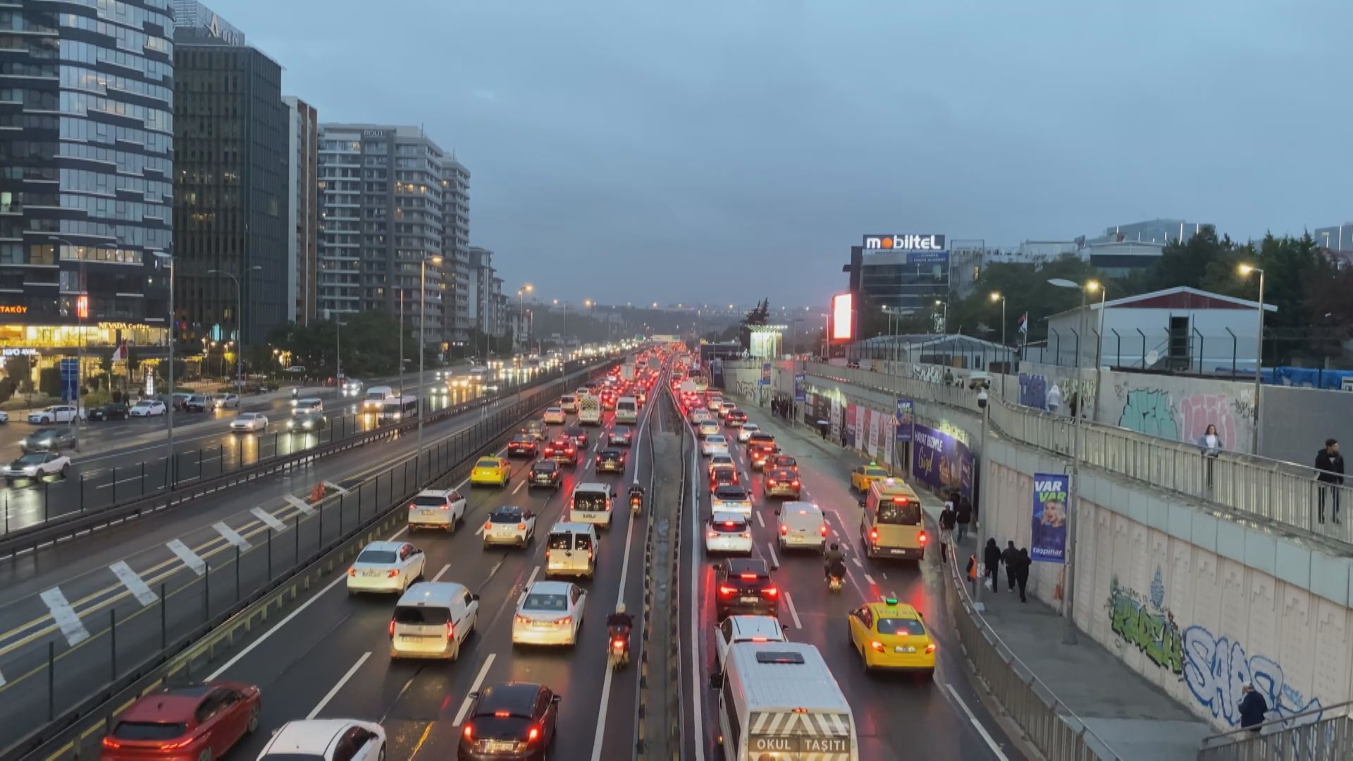 İstanbul'da trafik yoğunluğu yüzde 78'e ulaştı