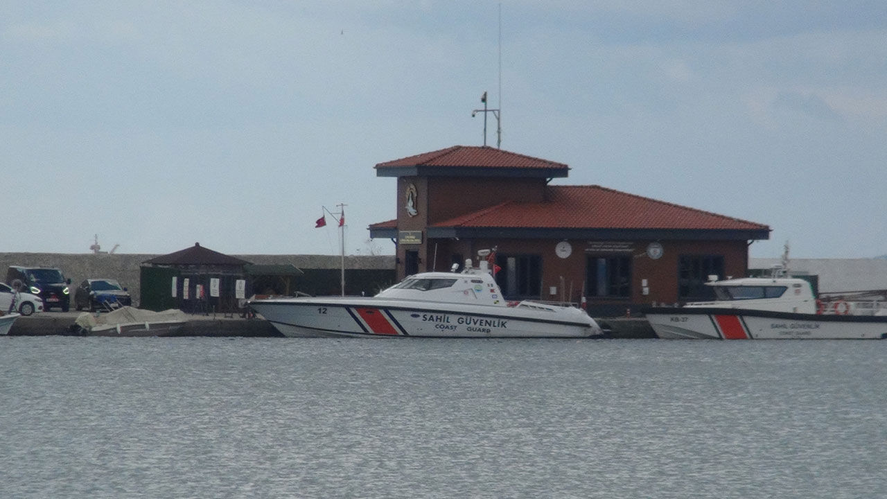 Silivri’de batan gemideki 9 mürettebatı arama çalışmaları 16’ncı gününde