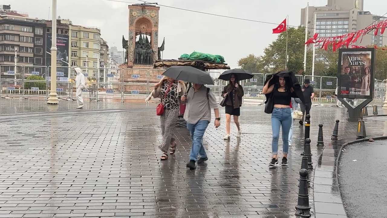 Meteoroloji uyarmıştı! İstanbul’da yağmur etkili olmaya başladı