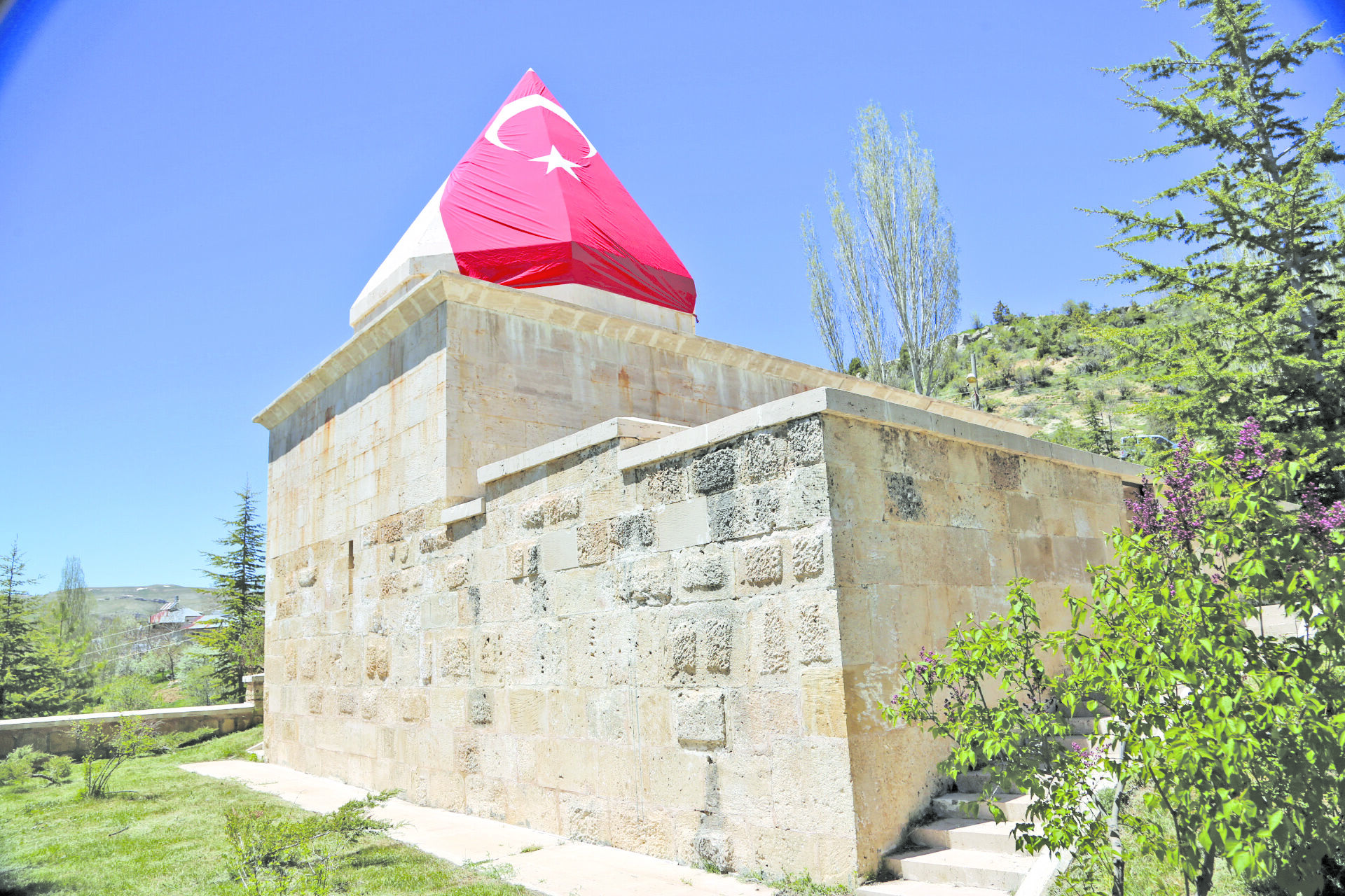 1Abalkusana