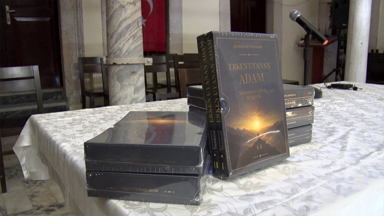 Muhammed Salih'in biyografisi İstanbul'da tanıtıldı